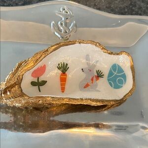 Decorative Gold Trimmed Easter Oyster Shell